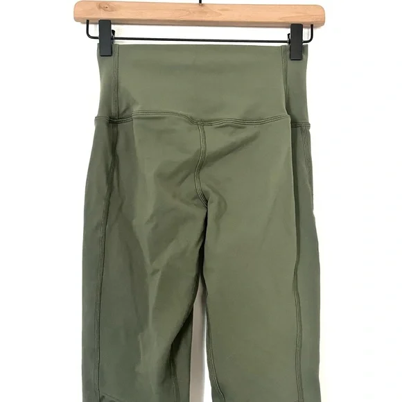 Alo Yoga Moto Leggings - Picture 5 of 7